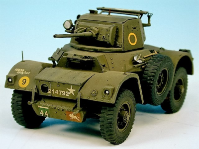 scala 1/35 Accurate Armour Accurate Staghound III 